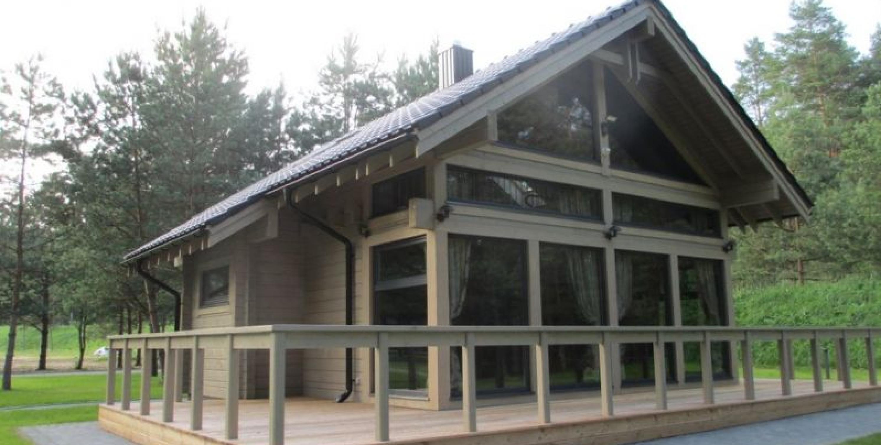 Glulam Houses and Buildings 